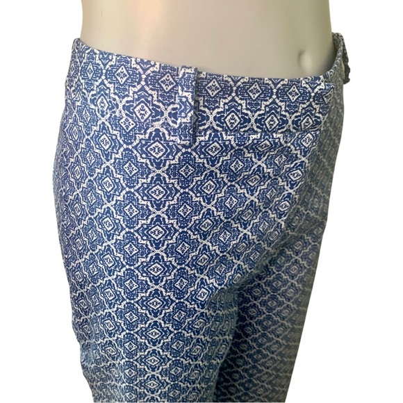 PURE COLLECTION Geo Print Cotton Capri Pants Blue and White - Picture 10 of 16